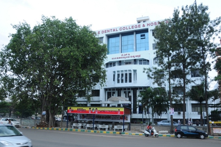 https://cache.careers360.mobi/media/colleges/social-media/media-gallery/5960/2020/12/8/Campus view of KLE Societys Institute of Dental Sciences Bangalore_Campus-View.jpg